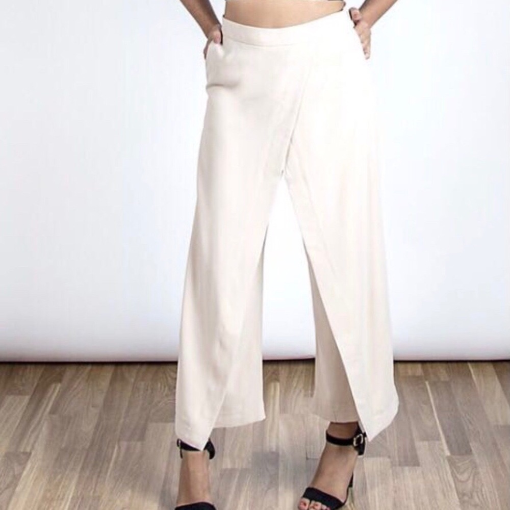 Essue Cream Pants